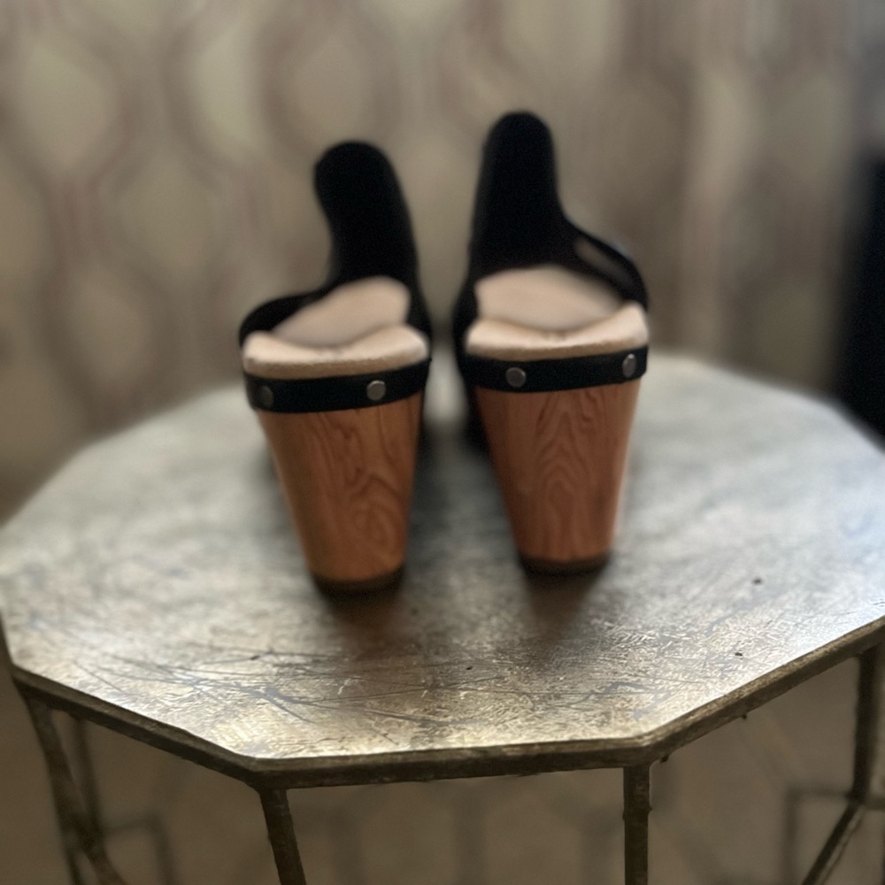 Collection by Clark’s Wedge - Picture 3 of 4